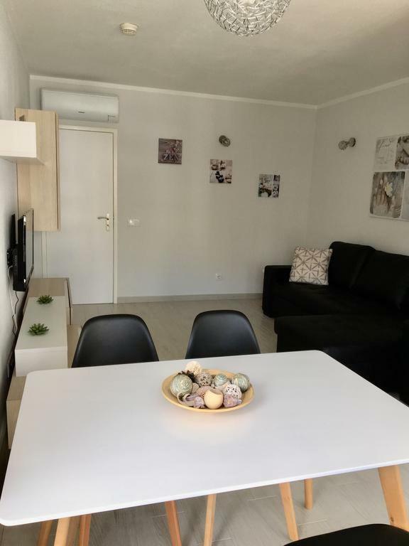 Luz Apartments Портиман Екстериор снимка